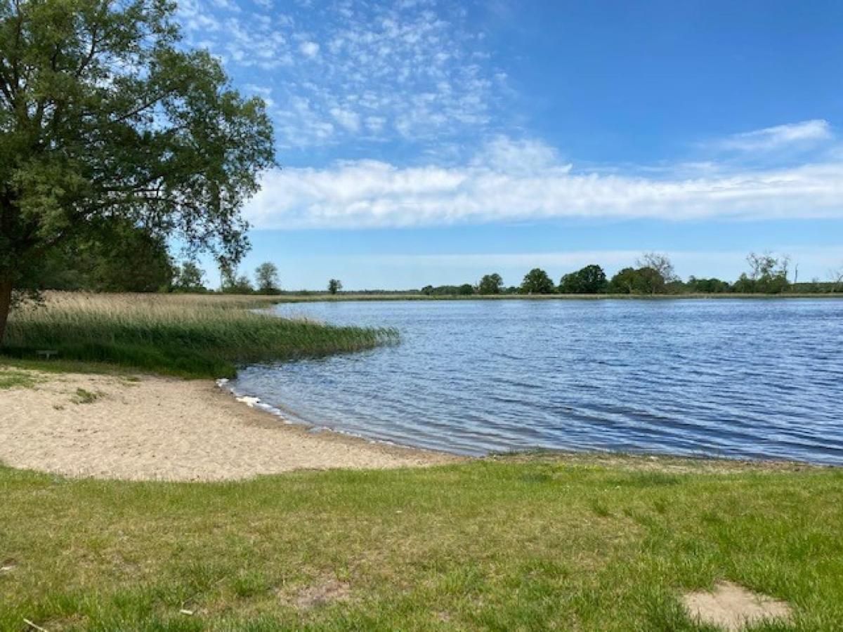 Ferienwohnung Mecklenburgische Seenplatte Schwichtenberg ภายนอก รูปภาพ